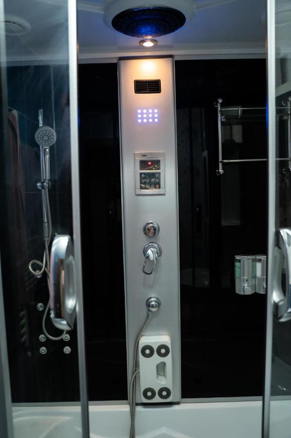 דירות גורה הומורולווי Apartament Luxury מראה חיצוני תמונה