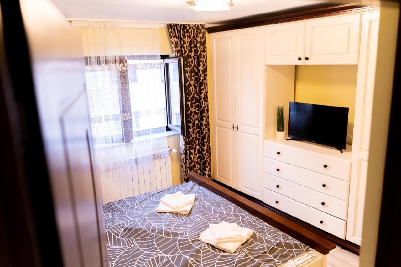 דירות גורה הומורולווי Apartament Luxury מראה חיצוני תמונה
