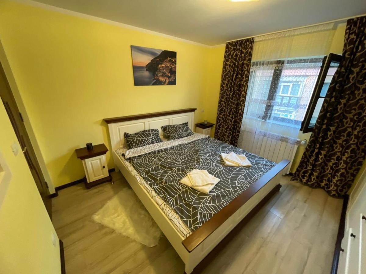 דירות גורה הומורולווי Apartament Luxury מראה חיצוני תמונה